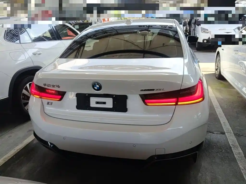 BMW i3 2024 eDrive 35 L