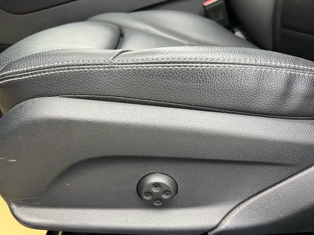 Mercedes-Benz GLC 2019 GLC 260 4MATIC Luxury