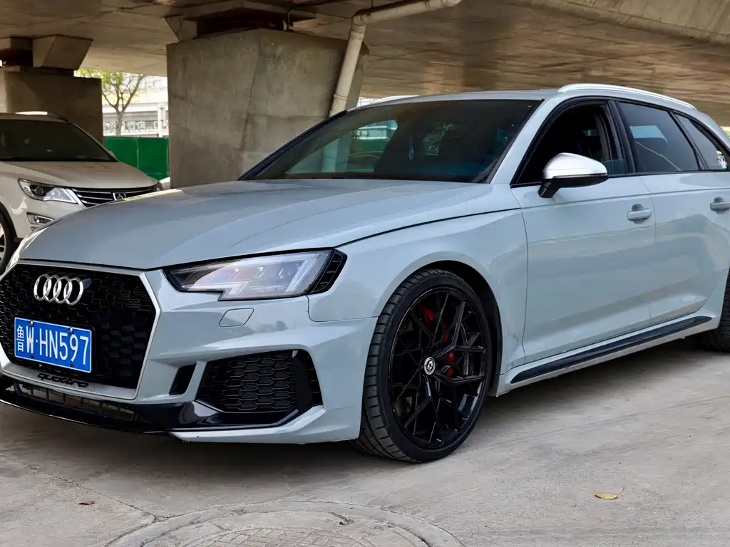 Audi RS 4 2019