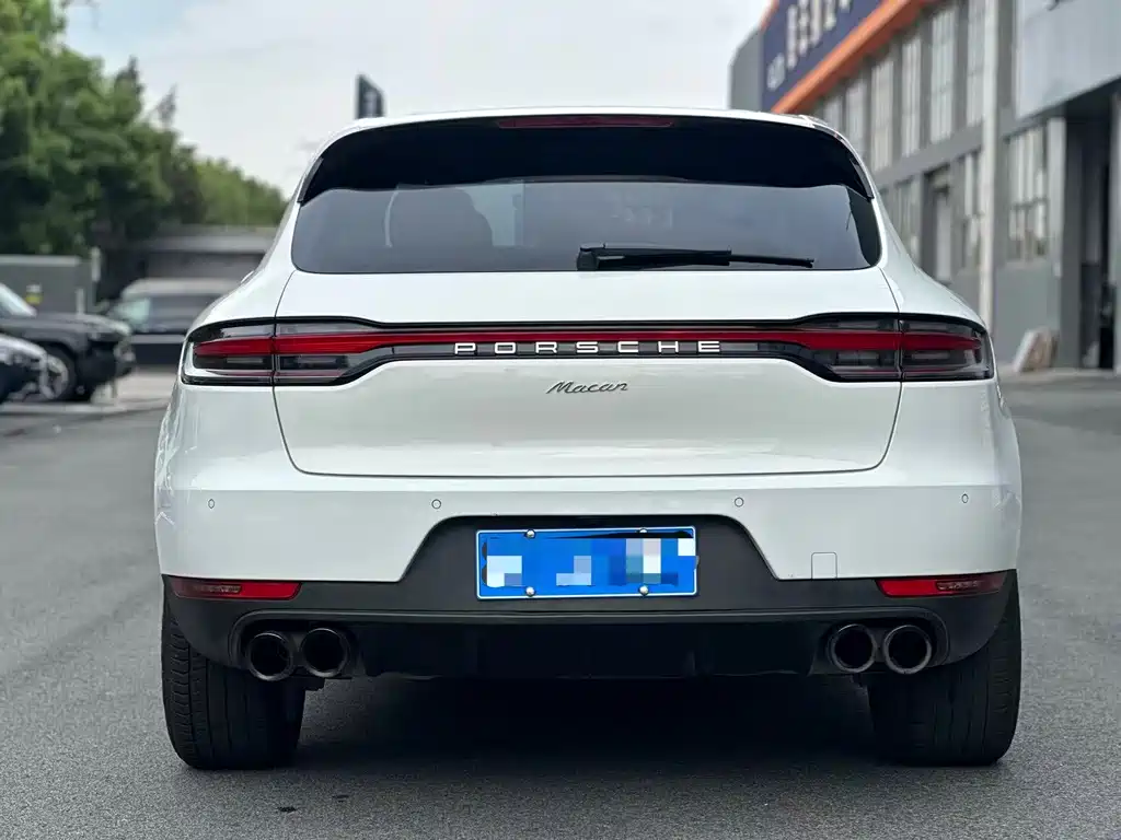 Porsche Macan — миниатюра 12