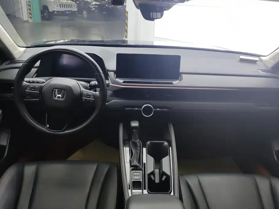 Honda Accord — миниатюра 12