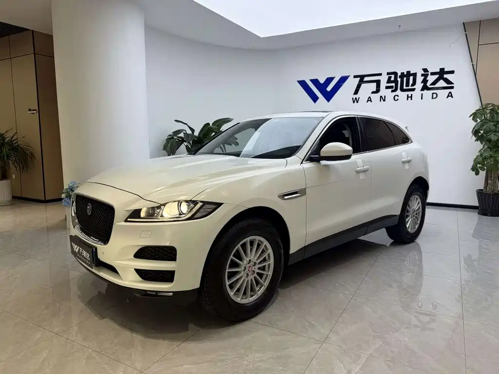 Jaguar F-PACE — миниатюра 3