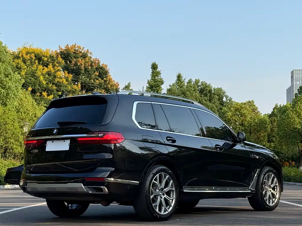 BMW X7 2019 xDrive40i Lead Luxury