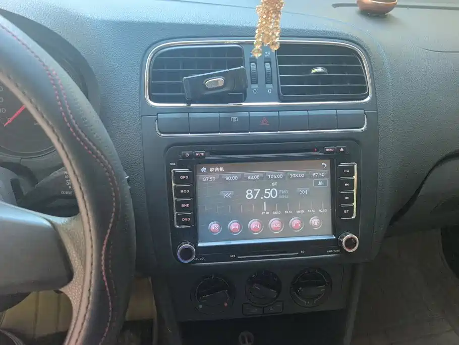 Volkswagen Polo — миниатюра 13