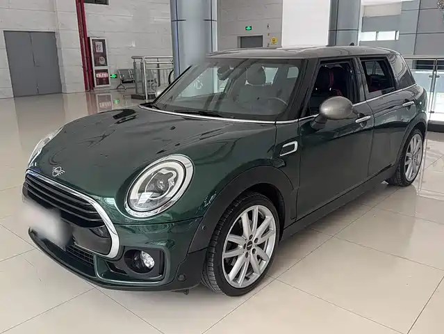 MINI CLUBMAN 2019