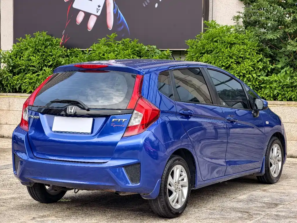Honda Fit — миниатюра 4