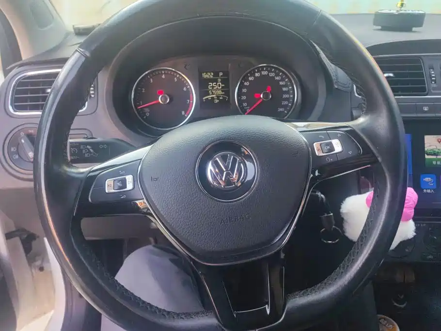 Volkswagen Polo — миниатюра 15