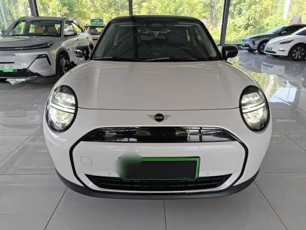 MINI MINI COOPER EV — миниатюра 3