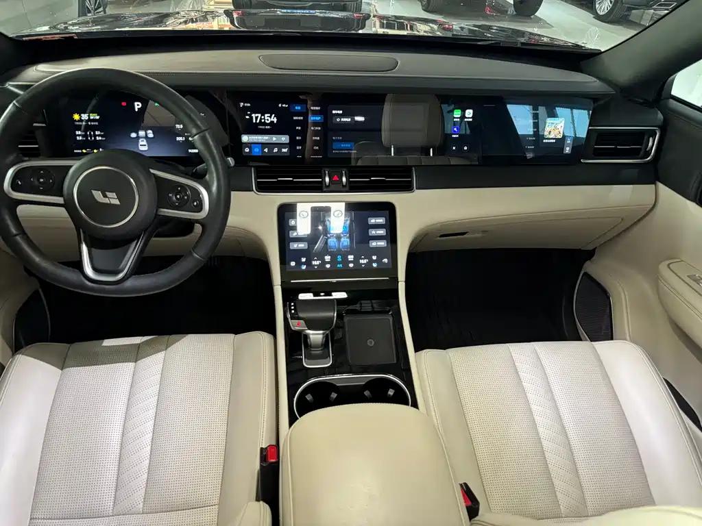 Li Auto ONE 2020 6 мест