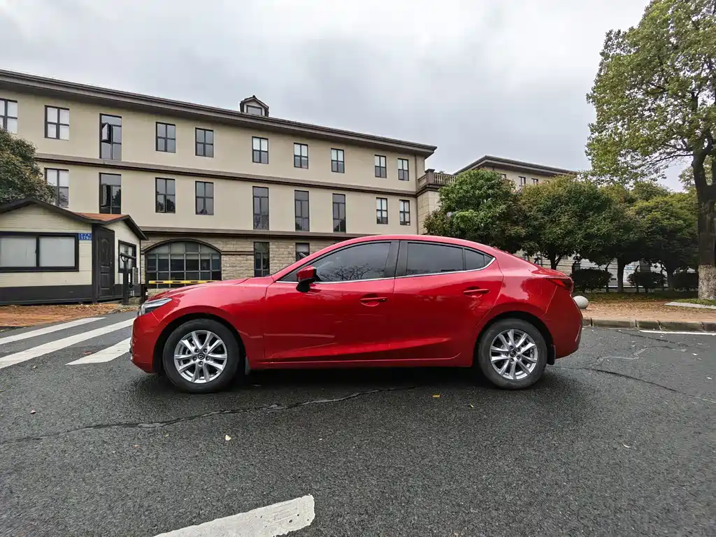 MAZDA 3 ANGKESAILA