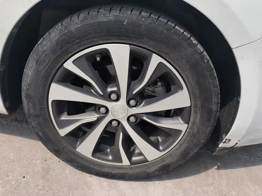 Buick Excelle — миниатюра 5