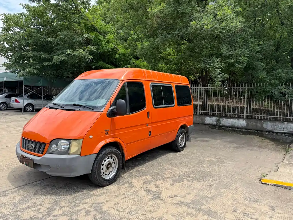 Купить Ford Transit Classic