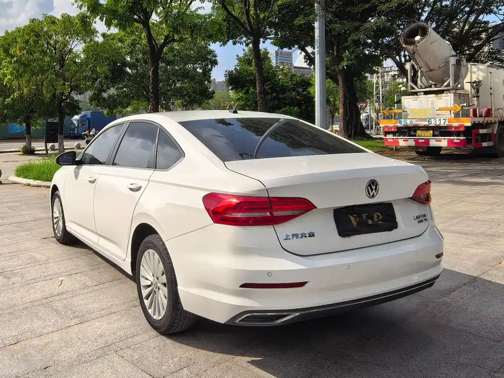 Volkswagen Lavida — миниатюра 6