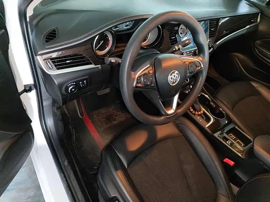 Buick Verano — миниатюра 16