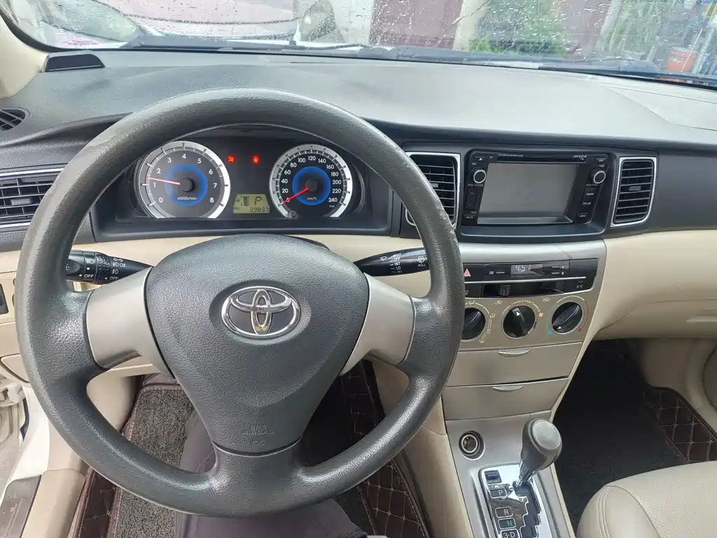 Toyota Corolla — миниатюра 9