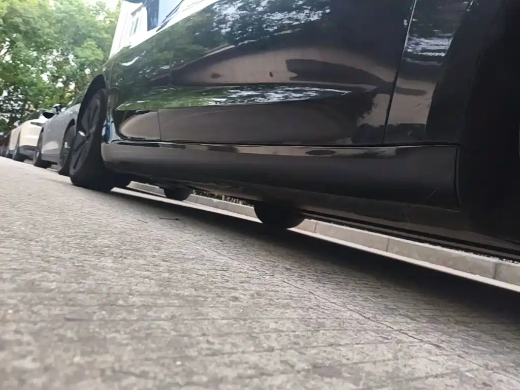 Tesla Model 3 — миниатюра 21