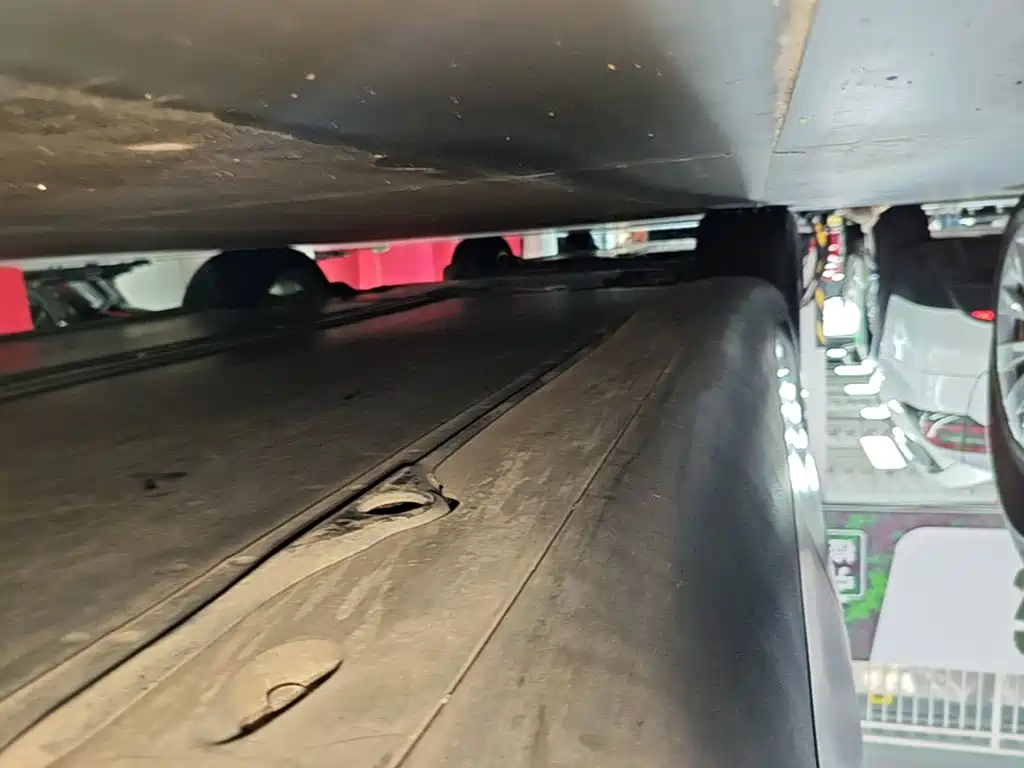 Tesla Model Y — миниатюра 22
