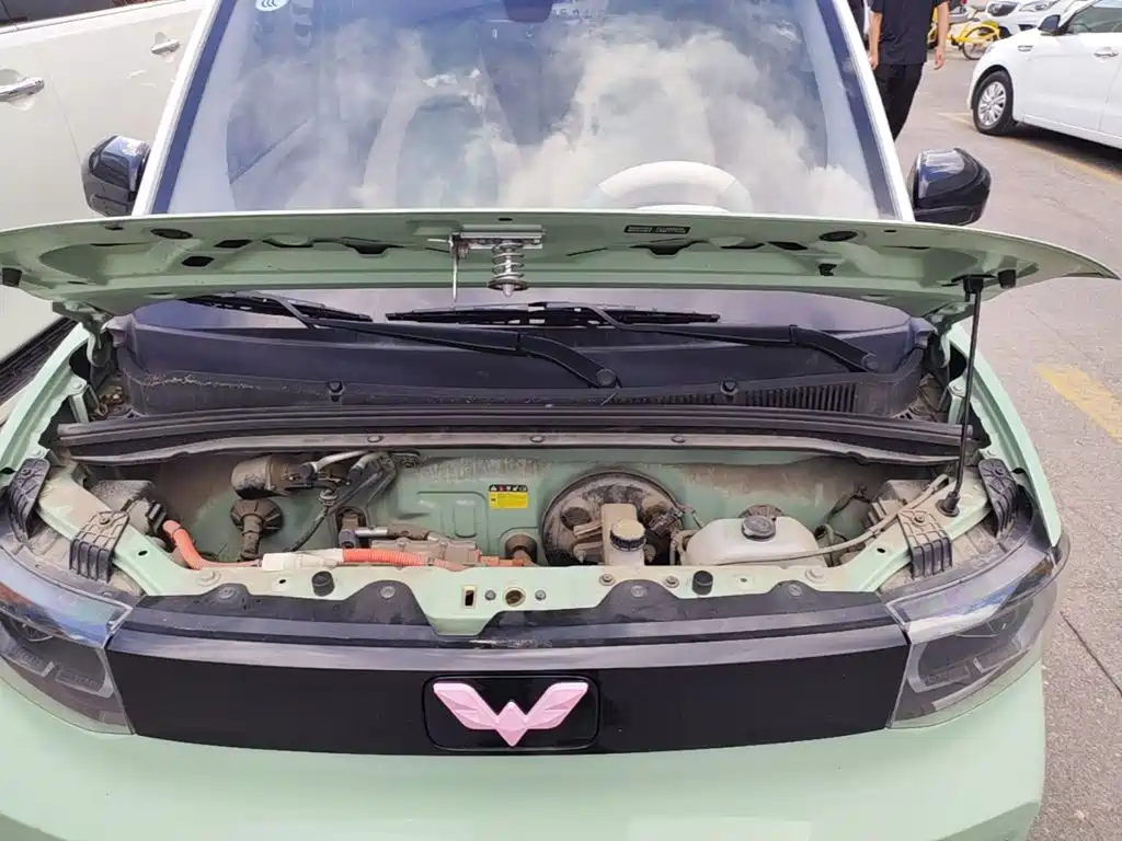 Wuling MINIEV — миниатюра 20