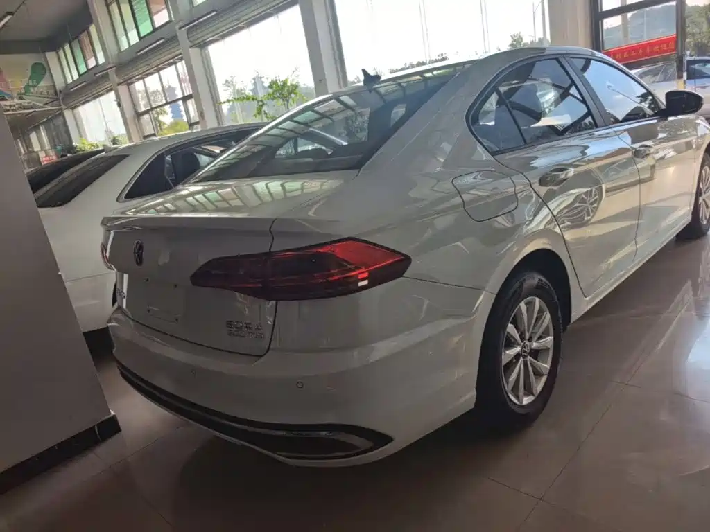 Volkswagen Bora — миниатюра 7