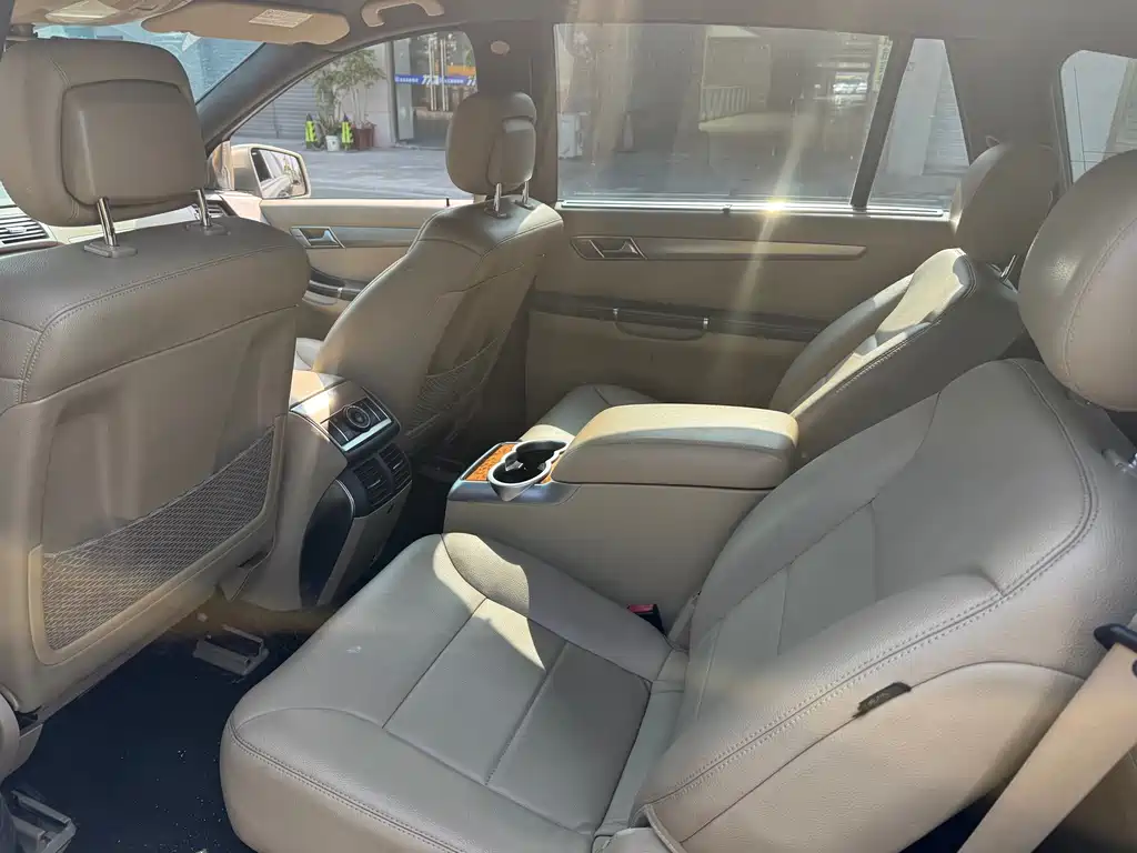Mercedes-Benz R 2011 R 300 L
