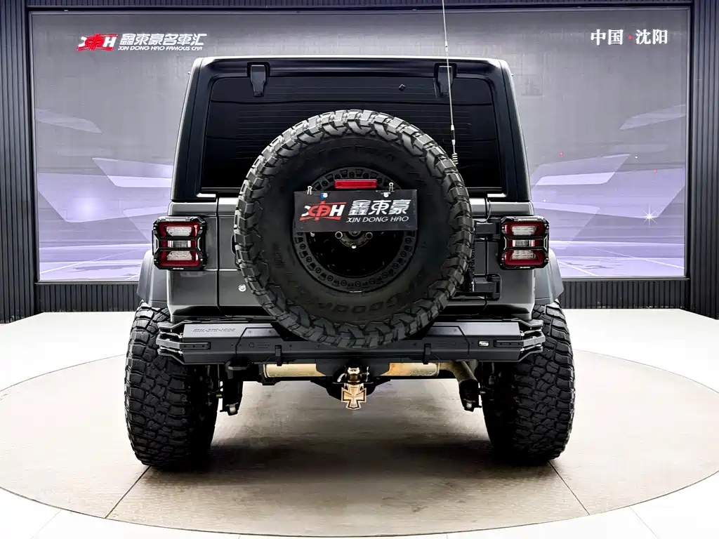 Jeep Wrangler — миниатюра 7