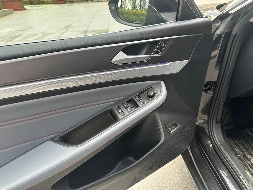 Volkswagen Lamando — миниатюра 5