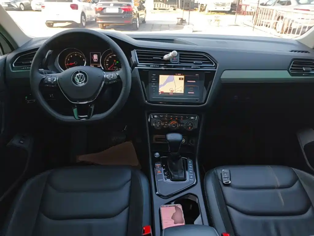Volkswagen Tiguan L — миниатюра 10