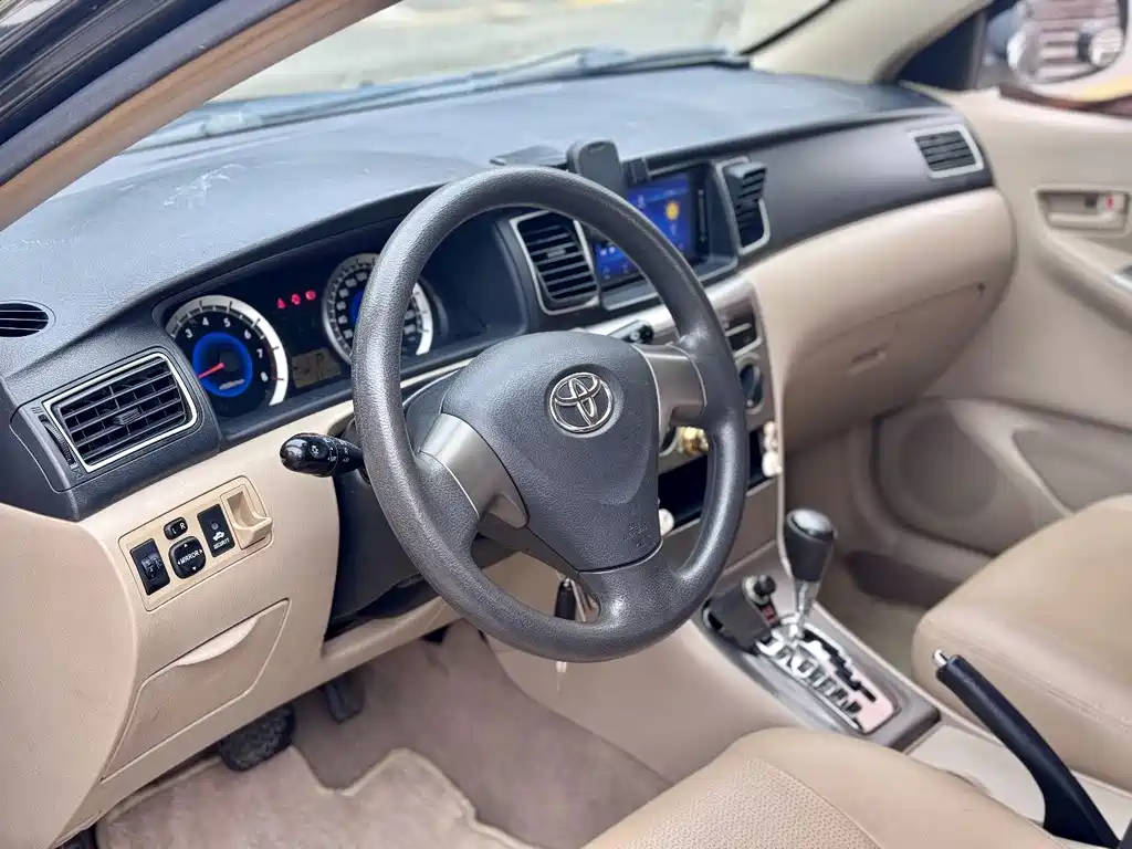 Toyota Corolla — миниатюра 6