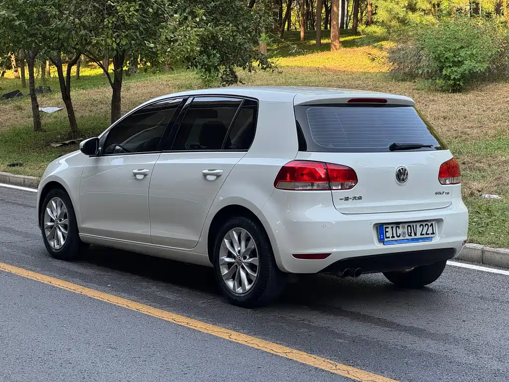 Volkswagen Golf — миниатюра 5