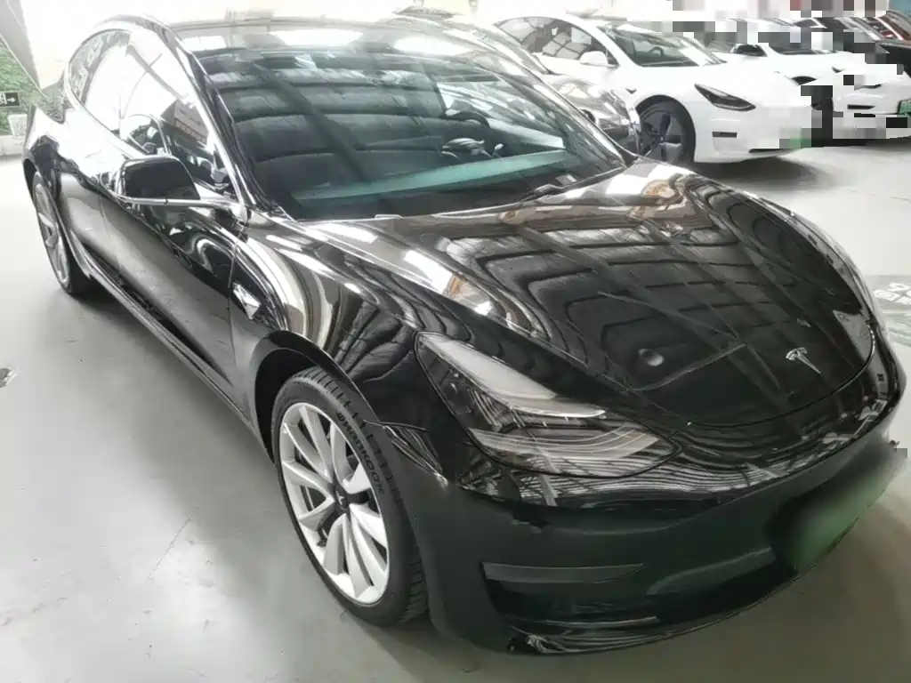 Tesla Model 3 — миниатюра 4