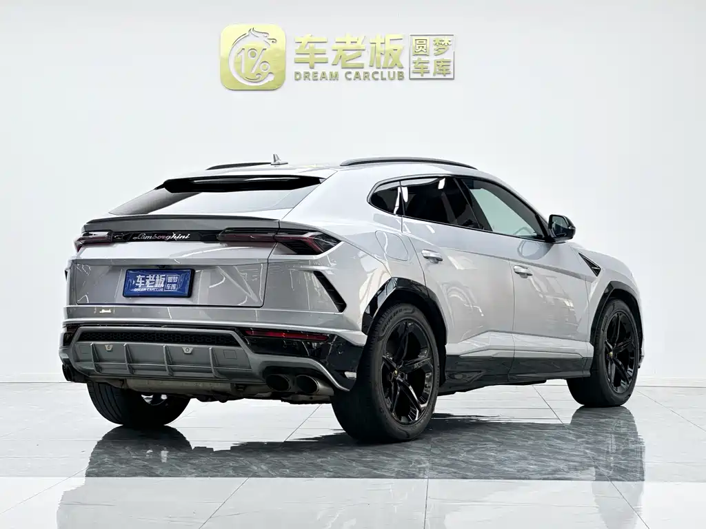 Lamborghini Urus — миниатюра 4