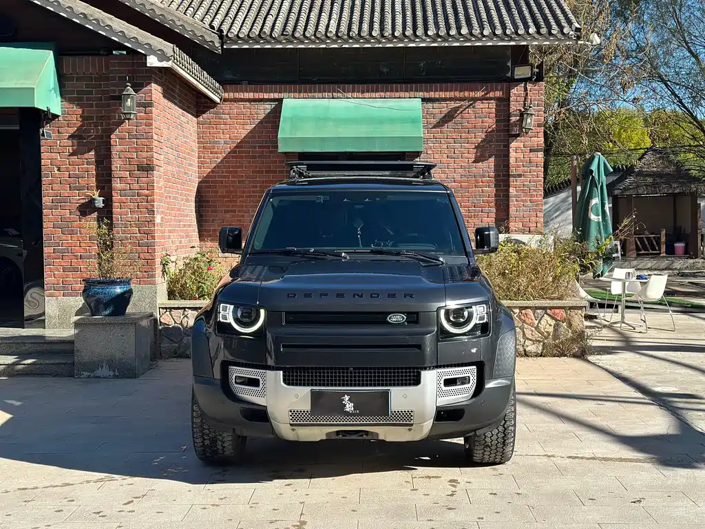 Land Rover Defender — миниатюра 2