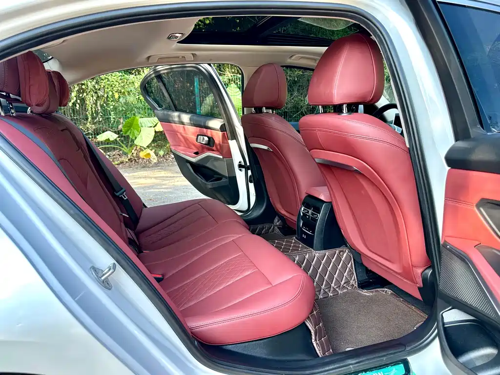 BMW i3 — миниатюра 17