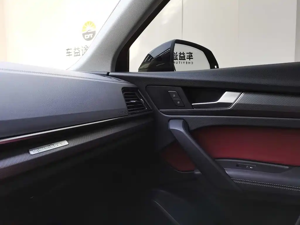 Audi Q5L — миниатюра 11