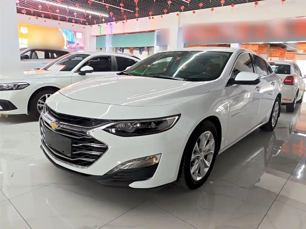 Купить Chevrolet Malibu XL