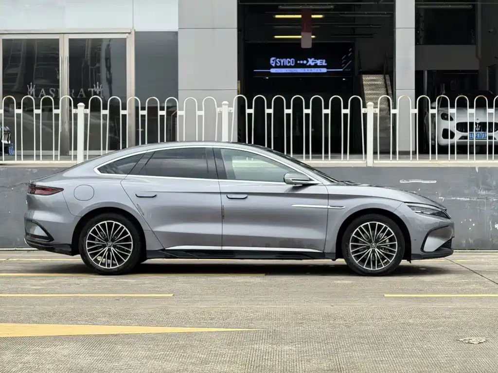BYD Han — миниатюра 8