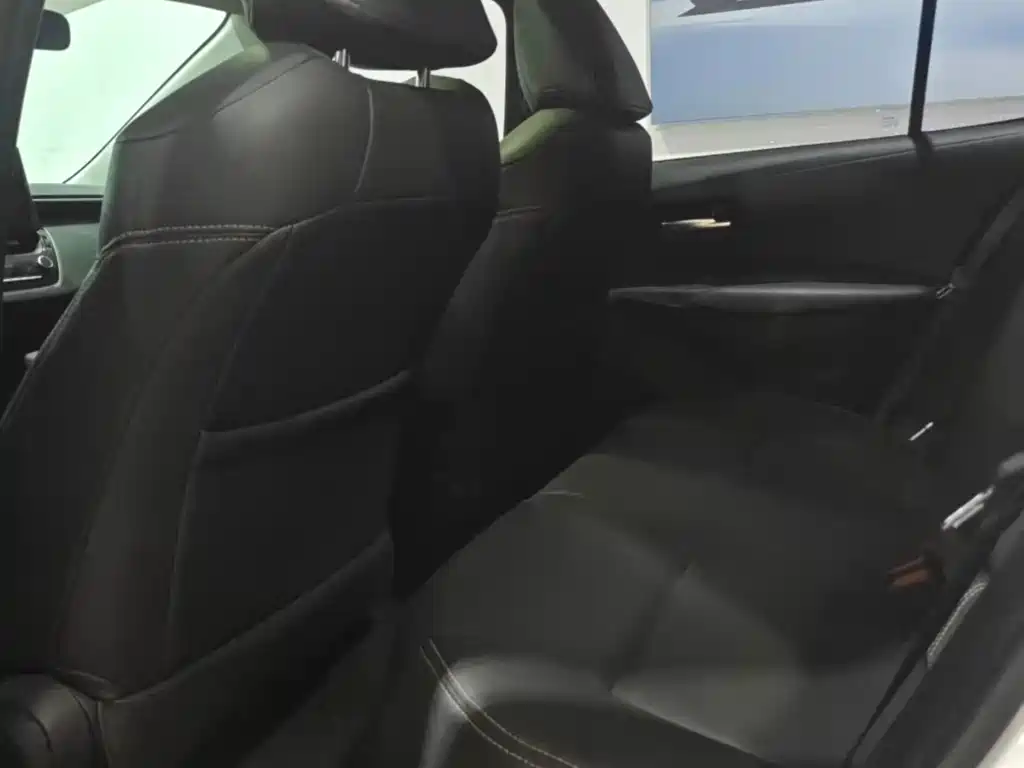 Toyota Corolla — миниатюра 4