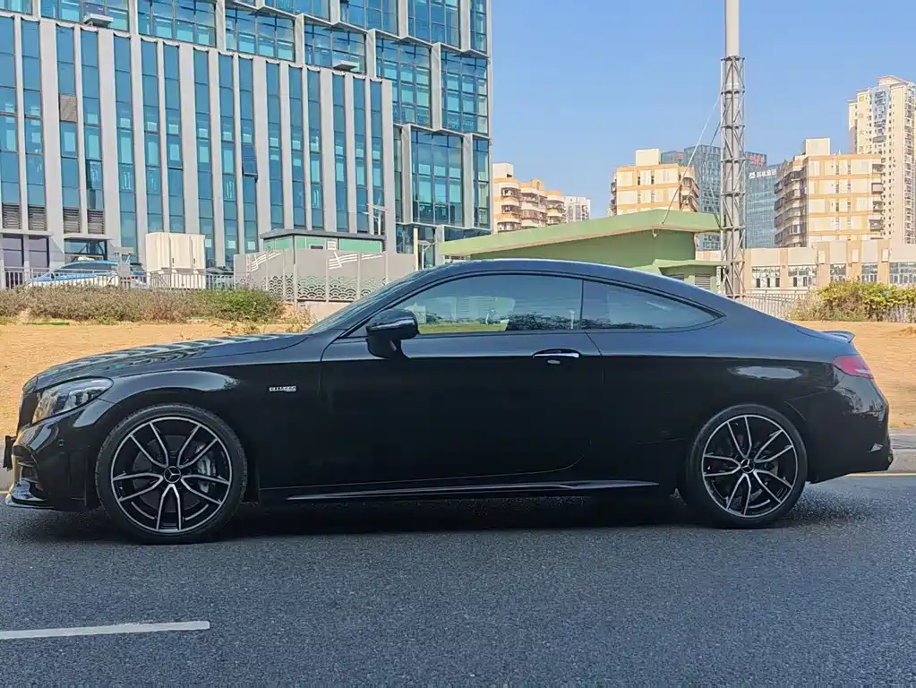 MERCEDES-BENZ C CLASS AMG