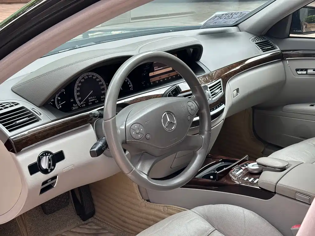 Mercedes-Benz S-Class S 2010 S 300 L Luxury