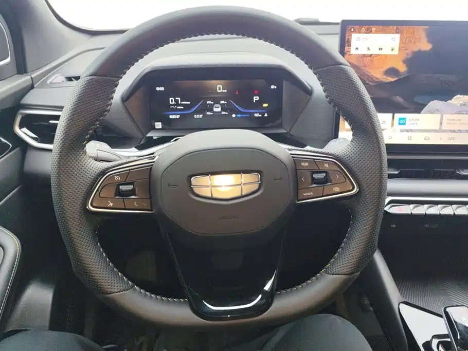 Geely Binyue — миниатюра 15