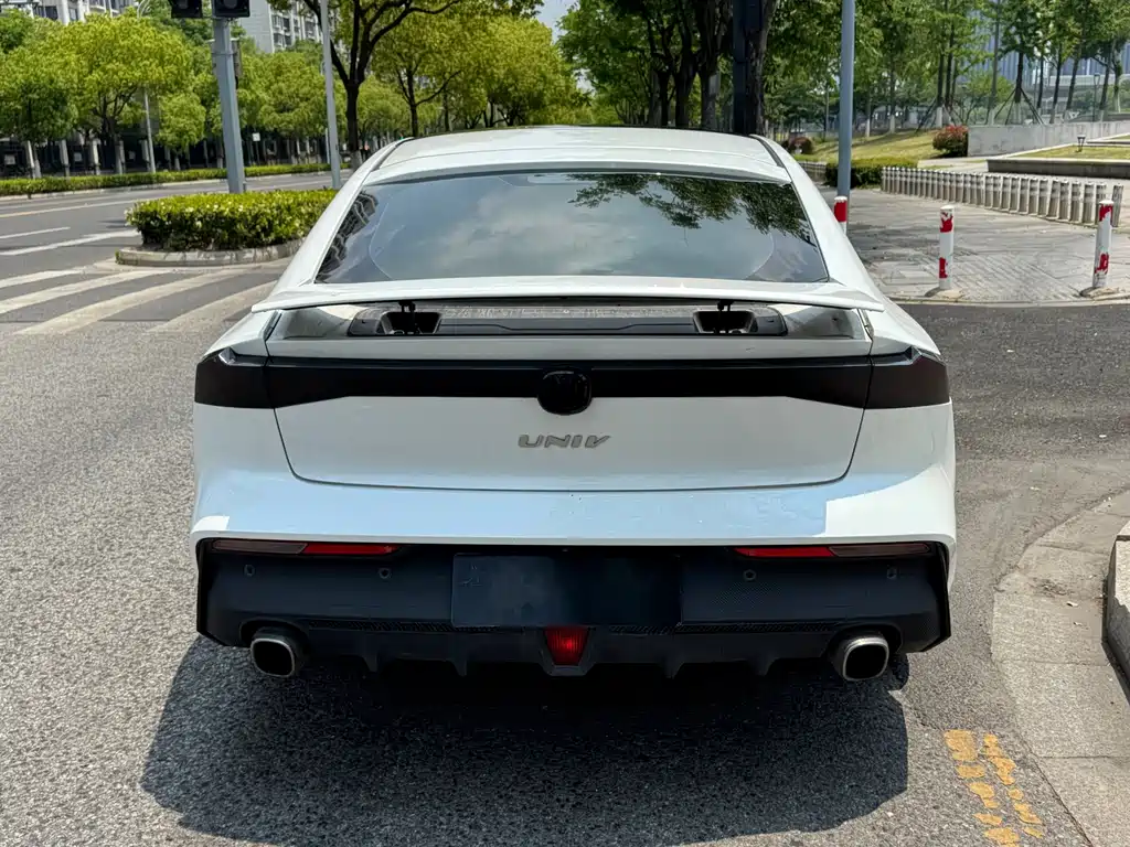 Changan UNI-V — миниатюра 5