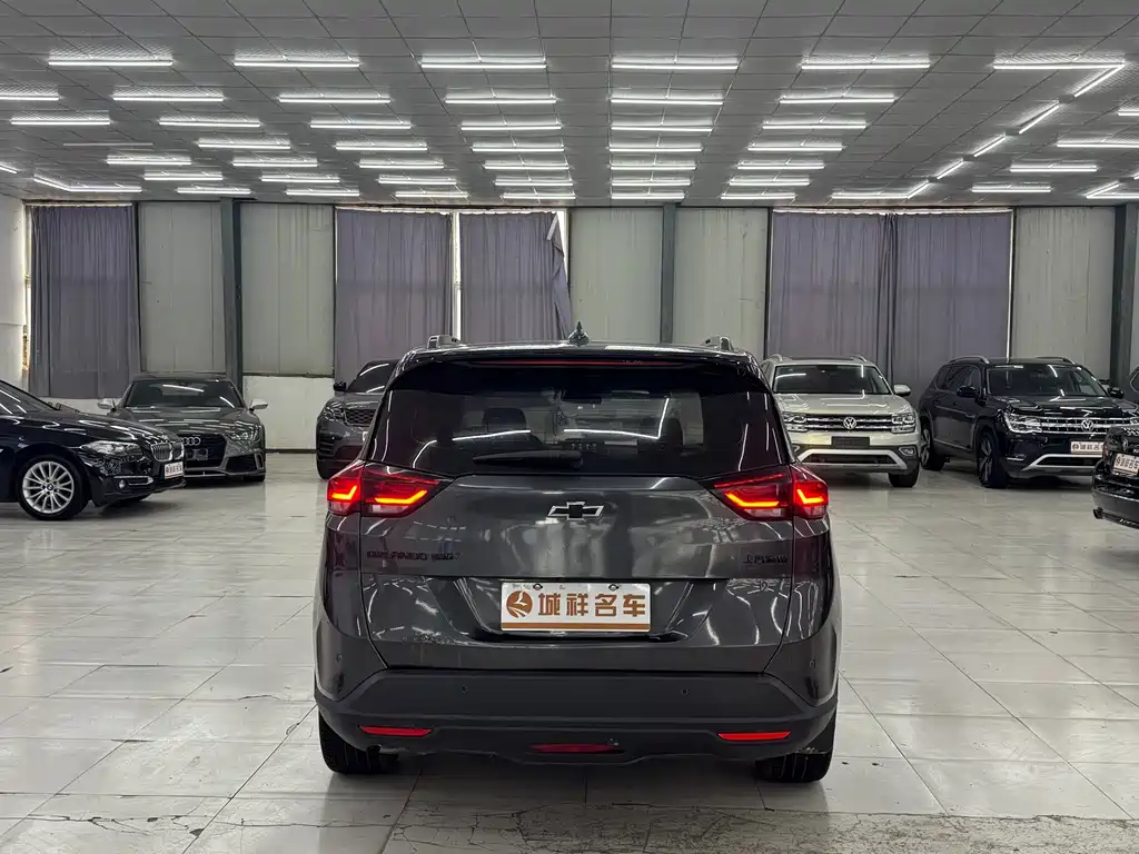 Chevrolet Volando — миниатюра 9
