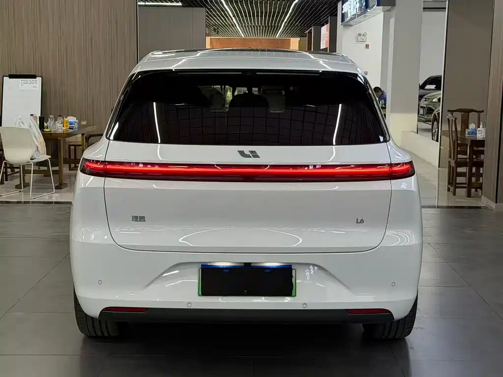 Li Auto IDEAL L6