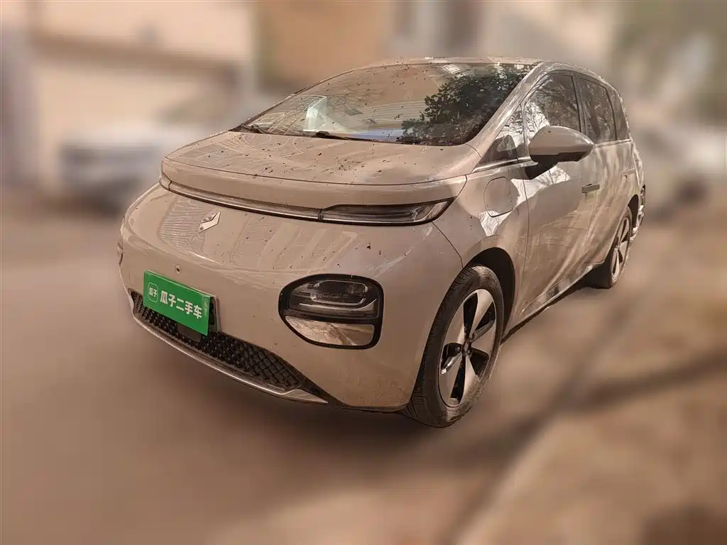 Baojun Yunduo 2024