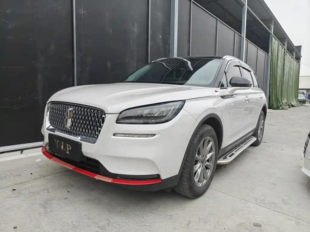 Купить Lincoln Corsair