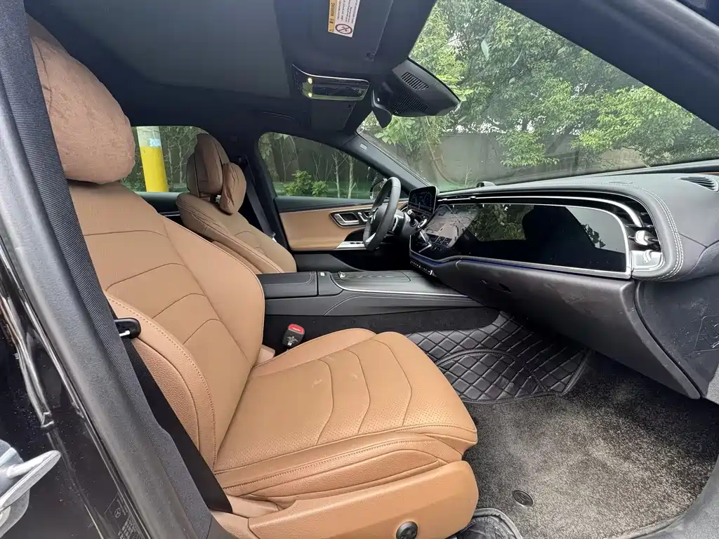 Mercedes-Benz E-Class New Energy — миниатюра 11