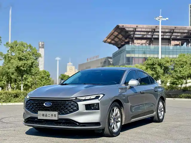 FORD MONDEO 2024
