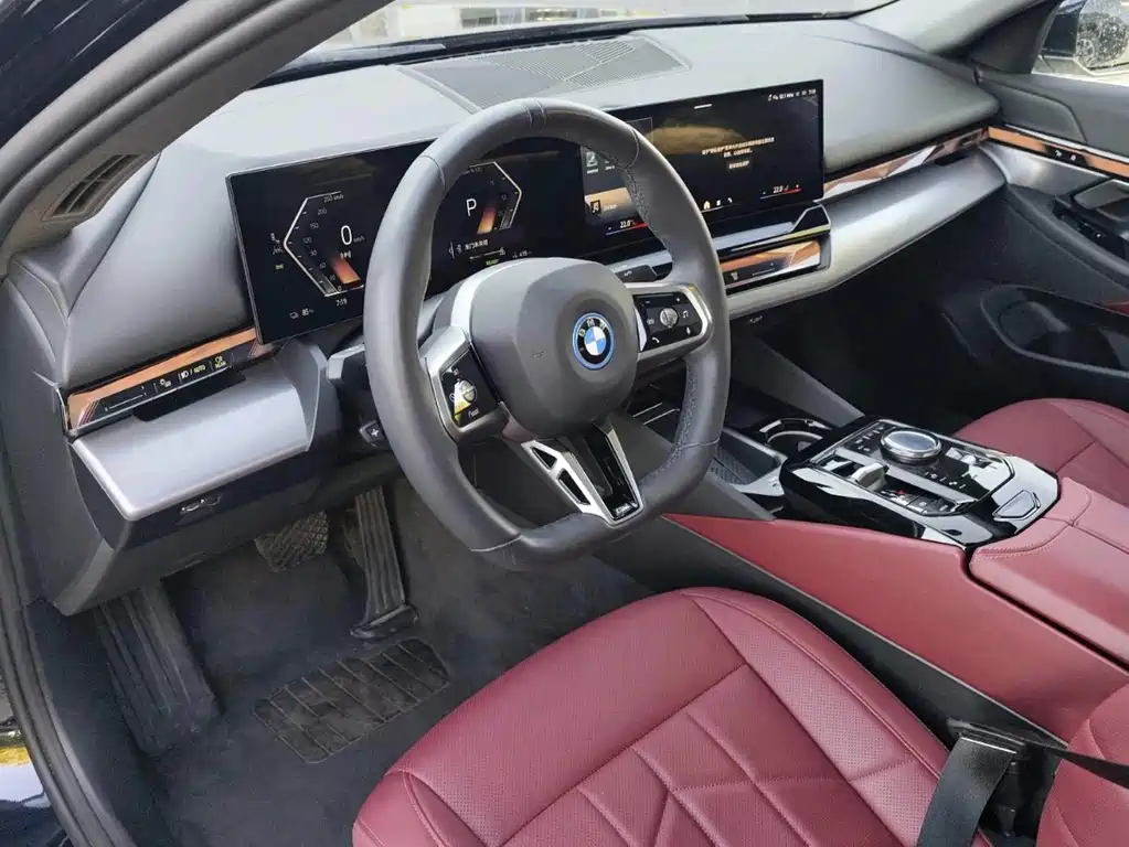 BMW i5 — миниатюра 6