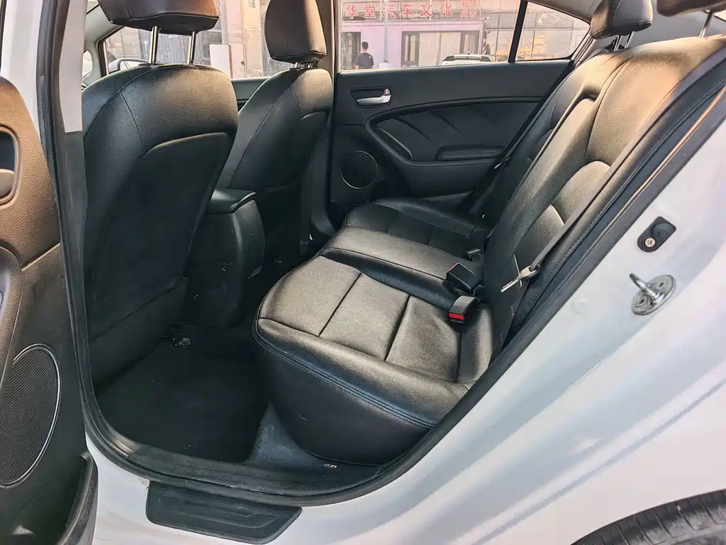 Kia K3 — миниатюра 9