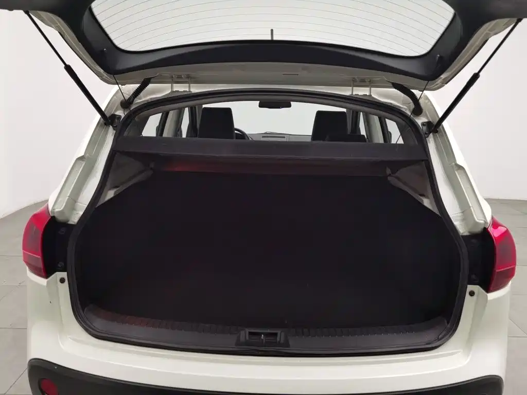 Nissan Qashqai — миниатюра 16